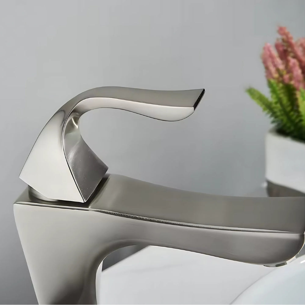 Mitigeur Chrome Sculpté Pour Vasque - VIORA