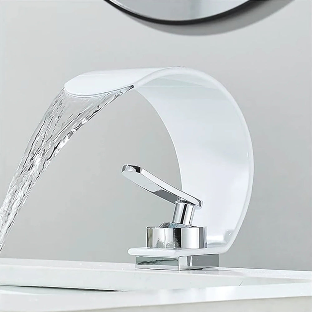 Mitigeur Design Effet Cascade Blanc Et Chrome - LUVIA